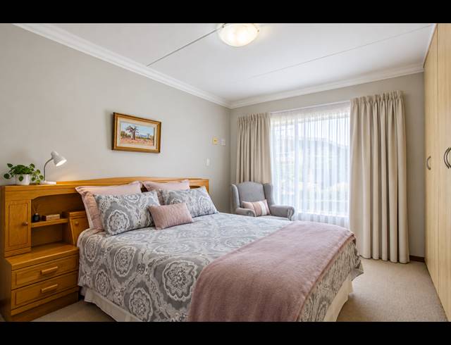 2 BEDROOM TOWNHOUSE FOR SALE IN RIETVALLEIRAND